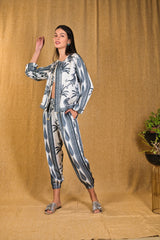Mitaliwadhwa Custom print Grey tiger Bomber set