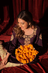 Mitaliwadhwa Purple contrast velvet set