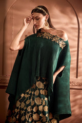 Tasuvure Divine Embroidered Cape Set With Banarasi Lotus Ghaghra - Green