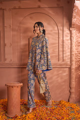 Tasuvure Elizey Paisley Embroidered Cape Jacket Set - Blue