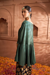 Tasuvure Kiri Embroidered Kaftan With Banarasi Lotus Sharara - Green