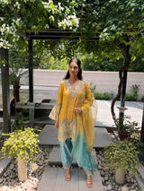 Tasuvure X MW Aaina Ada Farshi Set - Sunheri Pati Colourblock