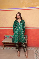 Tasuvure X MW Banarasi Begum Tunic Tulip Set - Green and Purple