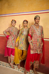 Tasuvure X MW  Elizey Paisley Embroidered Kurta Set - Red