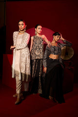 Tasuvure X MW  MW One-shoulder Cape Set - Black and Gold