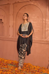 Tasuvure X MW Reyna Gara Glazed Kaia Kaftan Top -Black