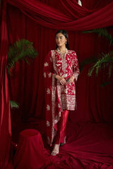 Tasuvure X MW Reyna Gara Glazed Kurta With Pleated Pants and Dupatta- Red