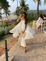 Mitaliwadhwa coordinate sets An All white look