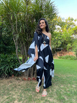 Mitaliwadhwa Exclusive B&W One Shoulder Set