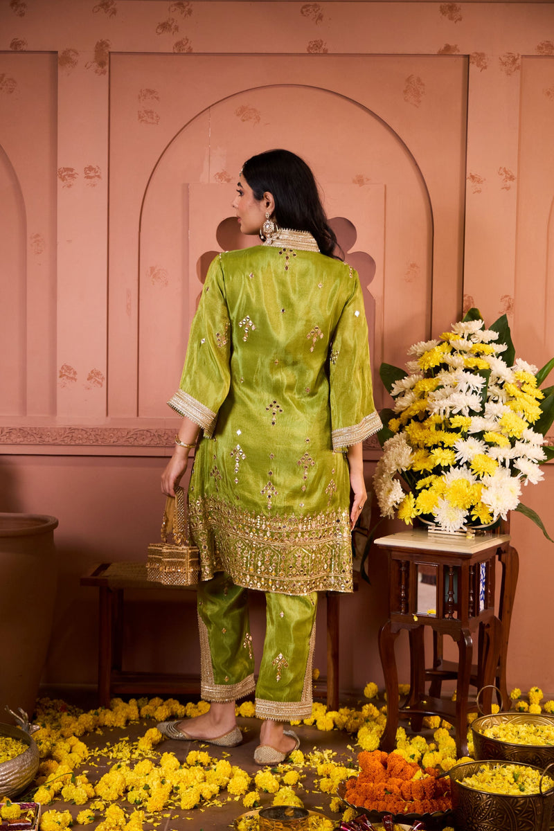 Aaina Adaa Tunic Set with Embroidered Pants - Green