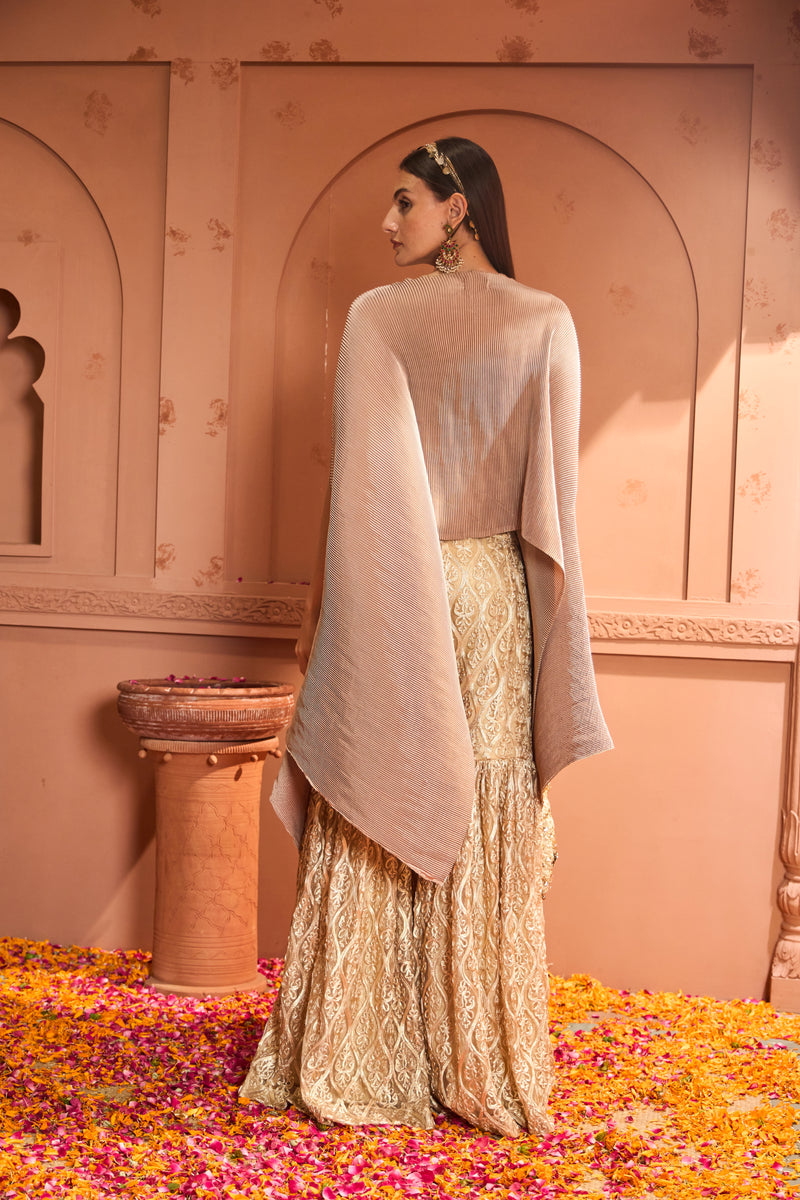 Divine Embroidered Cape With Lace Dori Sharara - Nude