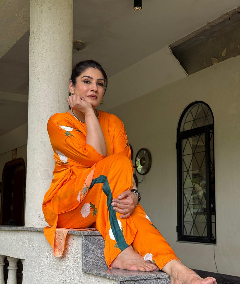 Mitaliwadhwa Carnation Print set