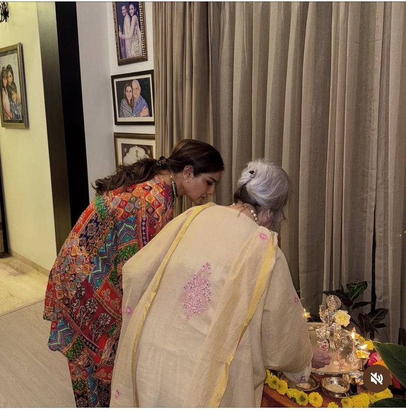 Mitaliwadhwa Limited edition Set