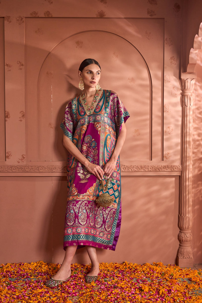 Tasuvure Banarasi Begum Embroidered Kaftan - Purple