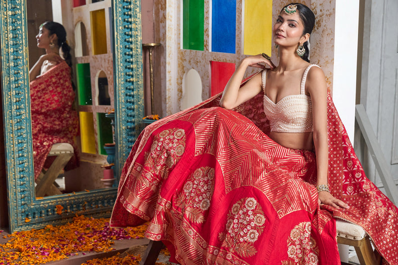 Tasuvure Banarasi Begum Ghaghra And Chunni - Royal Red