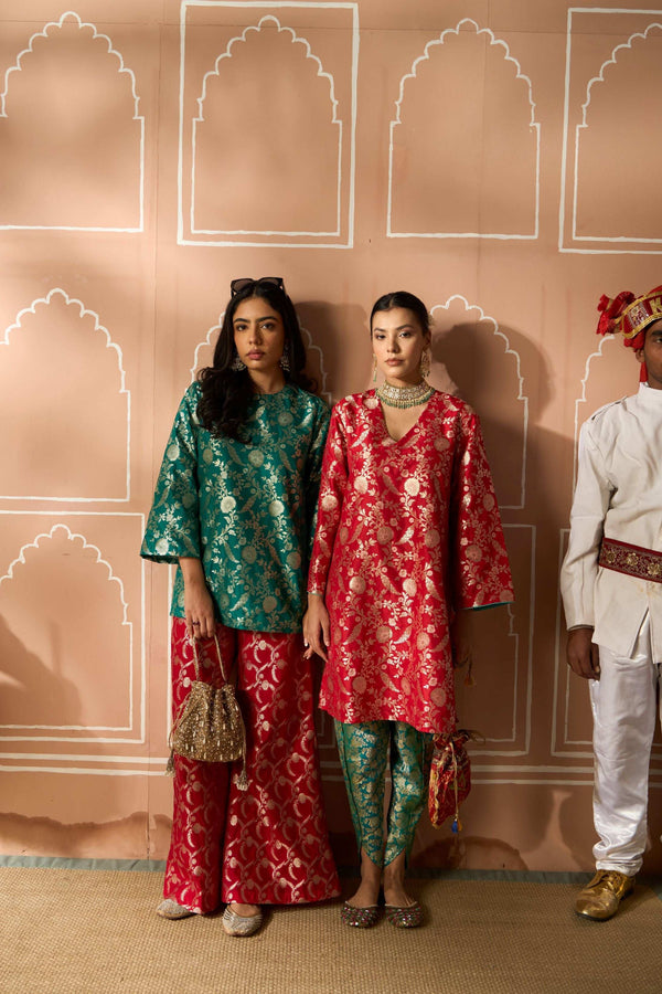 Tasuvure Banarasi Begum Tunic Set - Green and Red