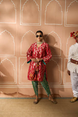Tasuvure Banarasi Begum Tunic Set - Red and Green
