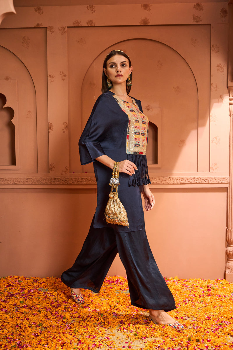 Tasuvure Kiri Patch Work Kurta Top With Flared Pant - Blue