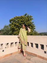 Tasuvure Kurta Set Vanya Bahl in Tissue 3 Piece Kurta Set - Green