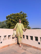 Tasuvure Kurta Set Vanya Bahl in Tissue 3 Piece Kurta Set - Green