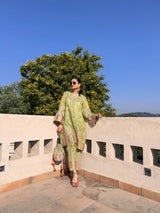 Tasuvure Kurta Set Vanya Bahl in Tissue 3 Piece Kurta Set - Green