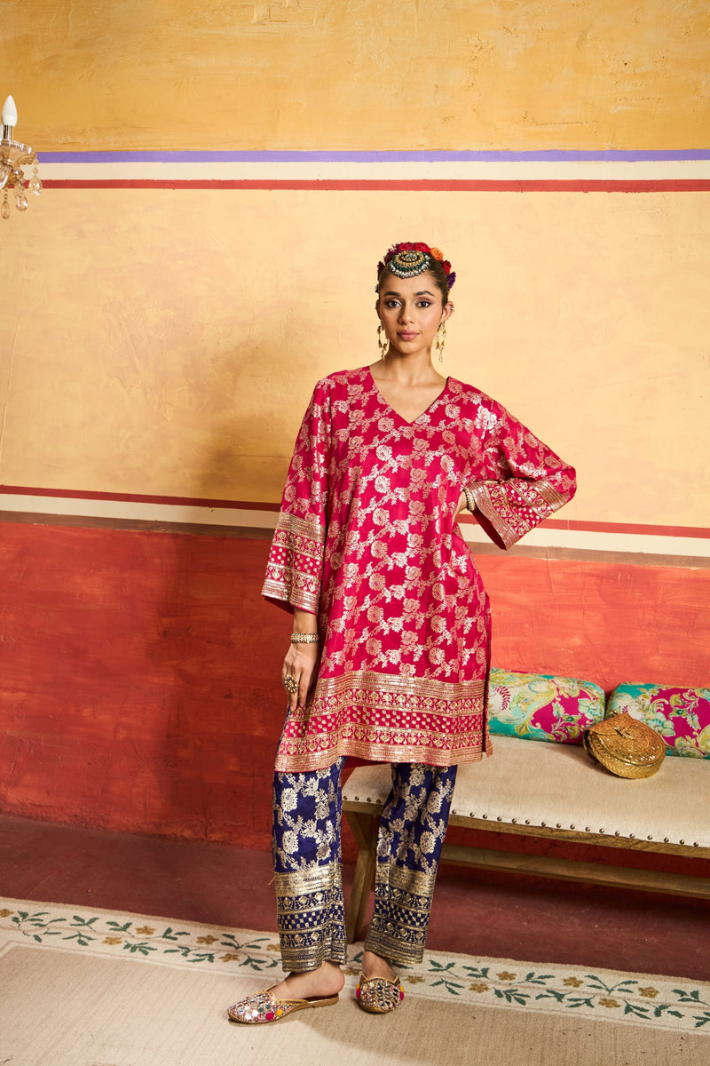 Tasuvure X MW  Banarasi Begum Tunic Set - Fuschia and Purple