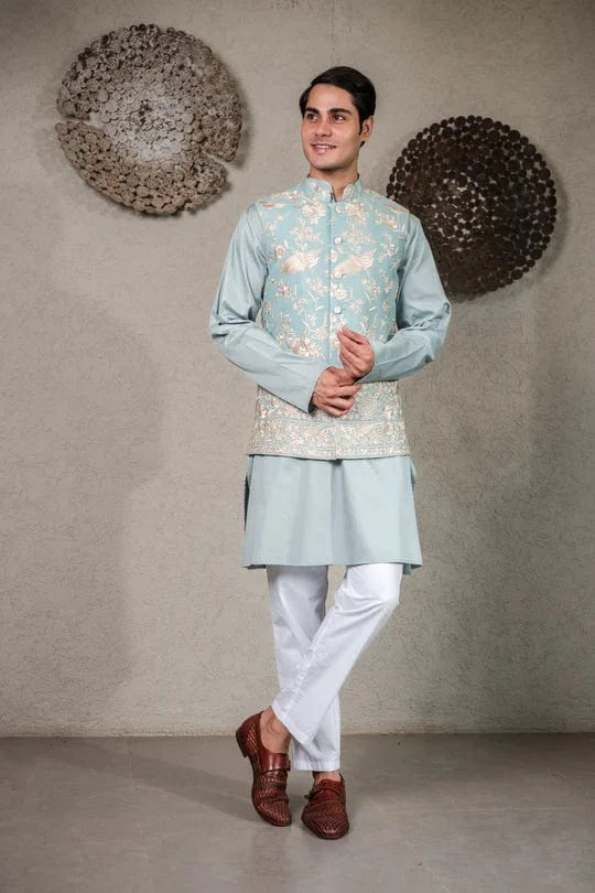 Tasuvure X MW  BLUE KURTA SET WITH AQUA BLUE GARA GLAZED JACKET