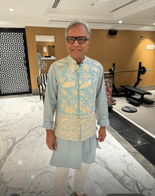 Tasuvure X MW  BLUE KURTA SET WITH AQUA BLUE GARA GLAZED JACKET