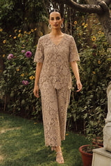 Tasuvure X MW Co-ord Set Beige schiffli co-ord set