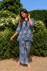 Tasuvure X MW Dark blue cutwork set