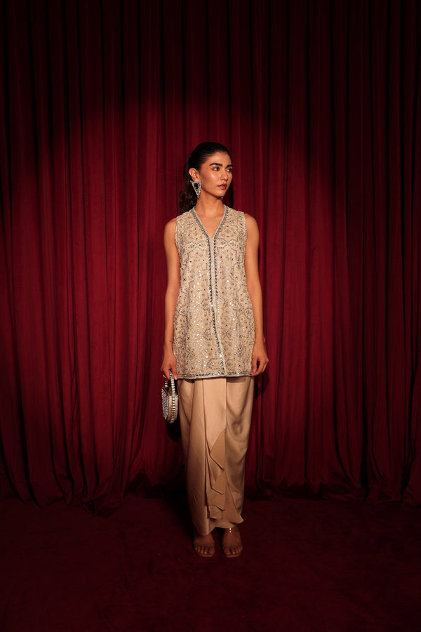 Tasuvure X MW  DHOTI SET