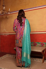 Tasuvure X MW  Elizey Paisley Coordinated Kurta Set w Chunni - Pink