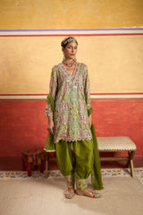 Tasuvure X MW  Elizey Paisley Embroidered Kurta Set - Mehendi Green