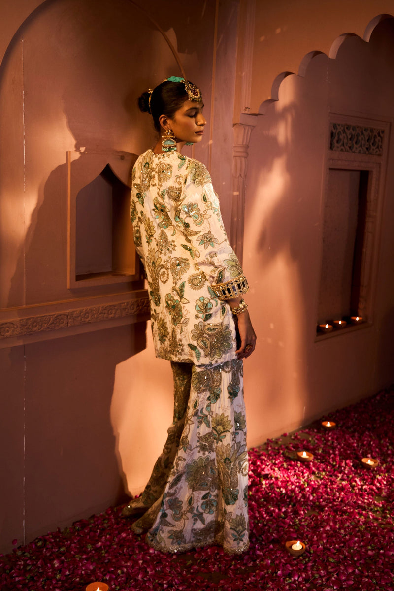 Tasuvure X MW  Elizey Paisley Embroidered Sharara Set with Chunni - White Green