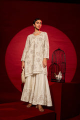 Tasuvure X MW Inaayat Embroidered Sharara Set- Cream & Pink