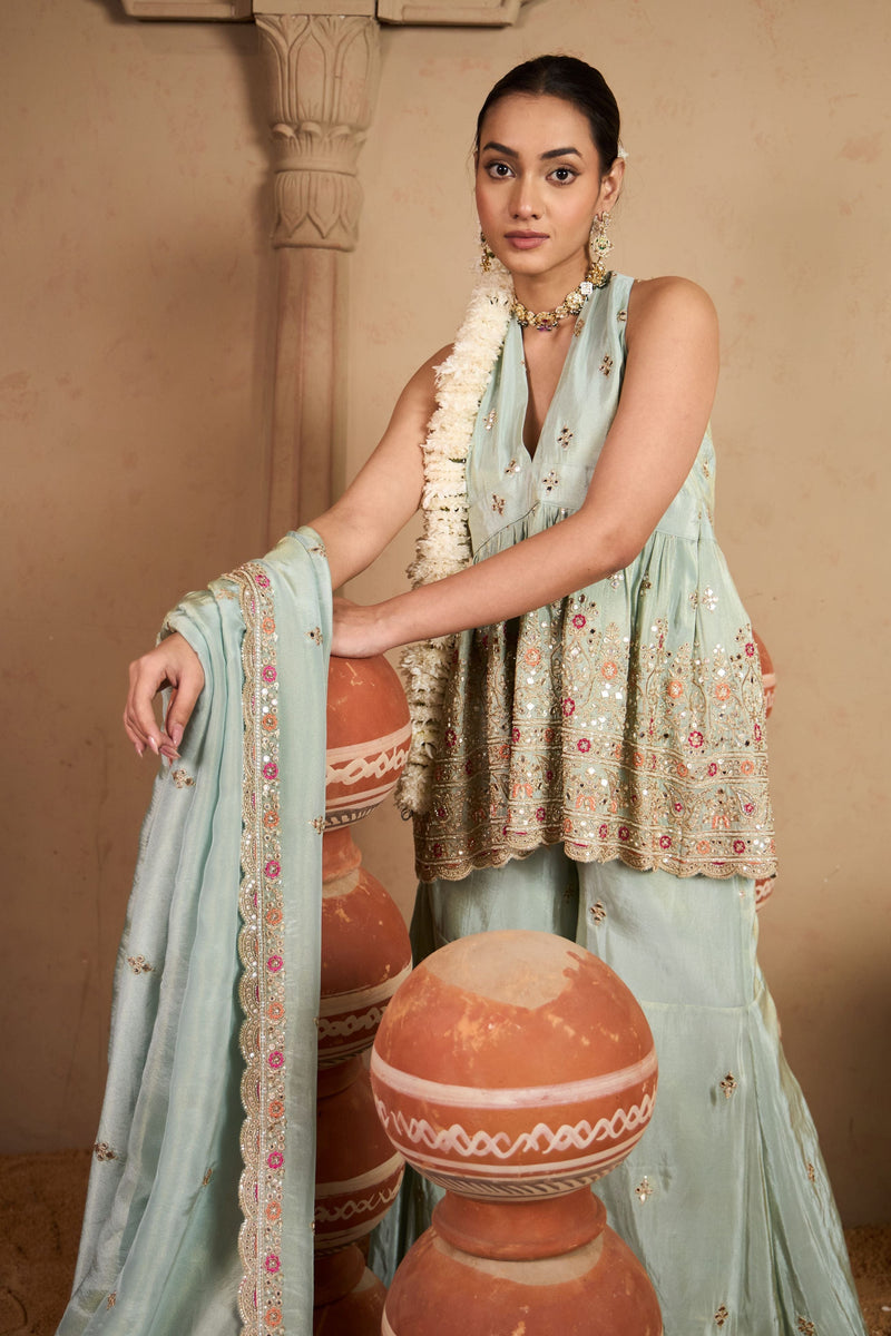 Tasuvure X MW  MW Embroidered Halter Set - Mint Green