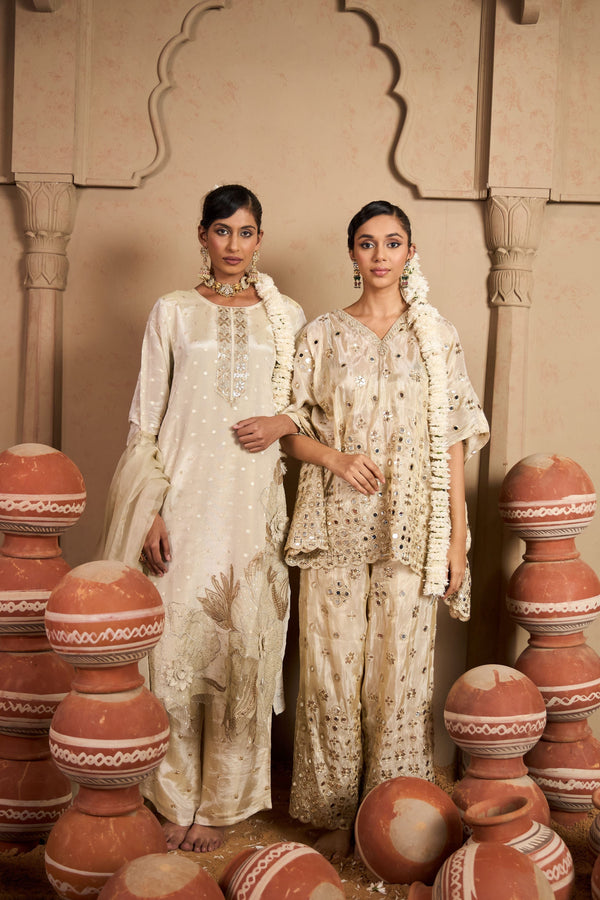 Tasuvure X MW  MW Kurta Set - Ivory