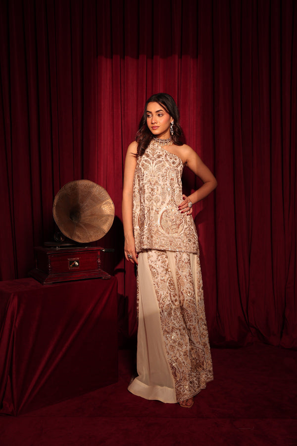 Tasuvure X MW  MW One-shoulder Cape Set - ivory