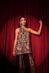 Tasuvure X MW  MW One-shoulder Cape Set - Maroon & Gold