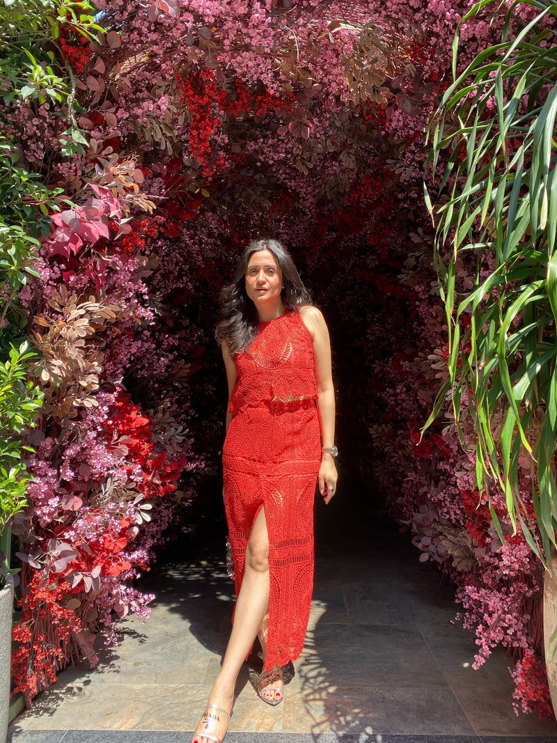 Tasuvure X MW Red Lace Skirt Set