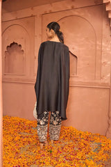 Tasuvure X MW  Reyna Gara Glazed Kaia Kaftan Top -Black
