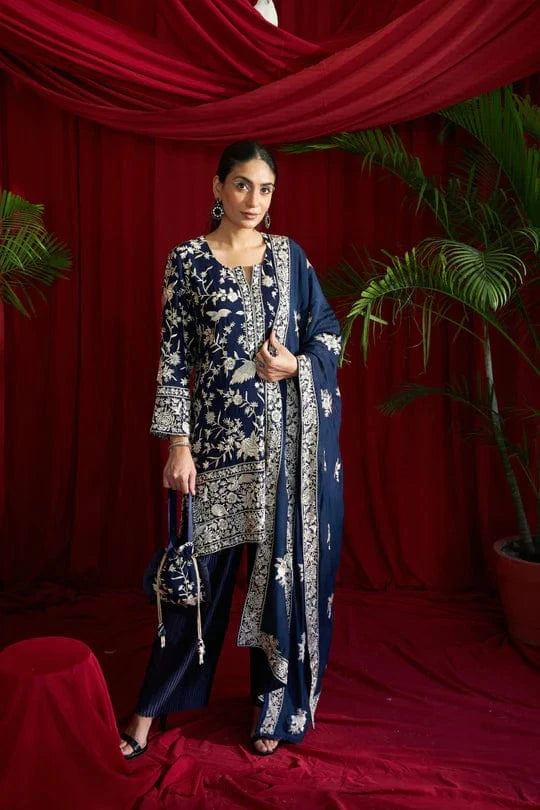 Tasuvure X MW  Reyna Gara Glazed Kurta With Pleated Pants and Dupatta- Blue