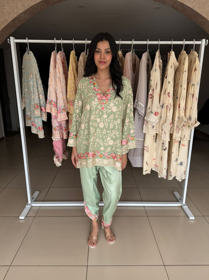 Tasuvure X MW  Reyna Gara Rose Dust Kurta with Tulip Pant - Sage Green