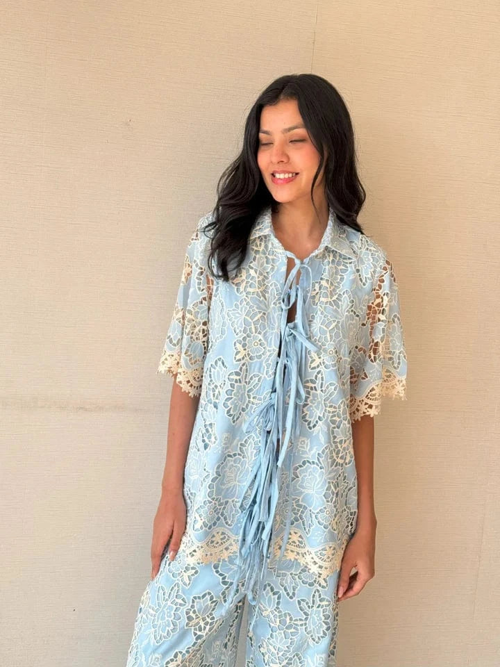 Tasuvure X MW  Riveria Lace Distressed Set - Powder Blue