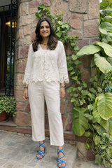 Tasuvure X MW White Lace Applique Top