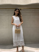 Tasuvure X MW White Linen Applique Dress