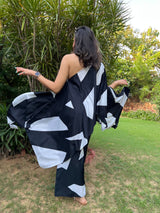 Mitaliwadhwa Exclusive B&W One Shoulder Set