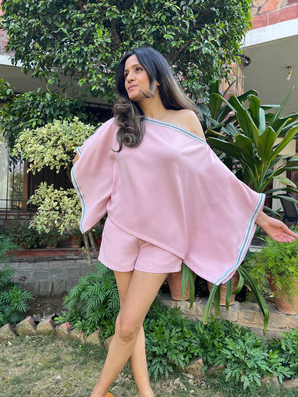 Mitaliwadhwa Pink Kaftan & Shorts Set